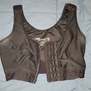 Marena Recovery Bra with adjustable straps and front closure